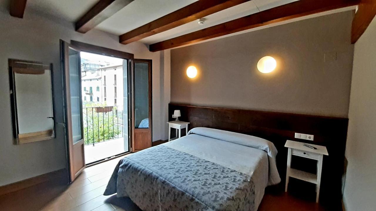 Hostal-Cicloturismo Lopenea Лейца Екстериор снимка