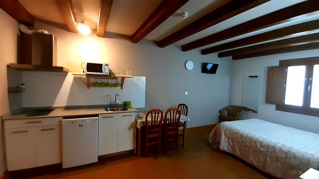 Hostal-Cicloturismo Lopenea Лейца Екстериор снимка