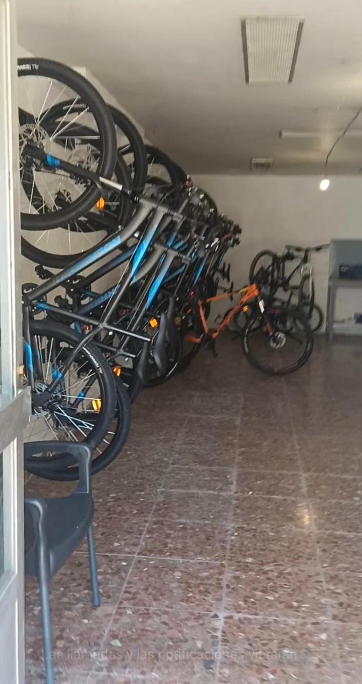 Hostal-Cicloturismo Lopenea Лейца Екстериор снимка