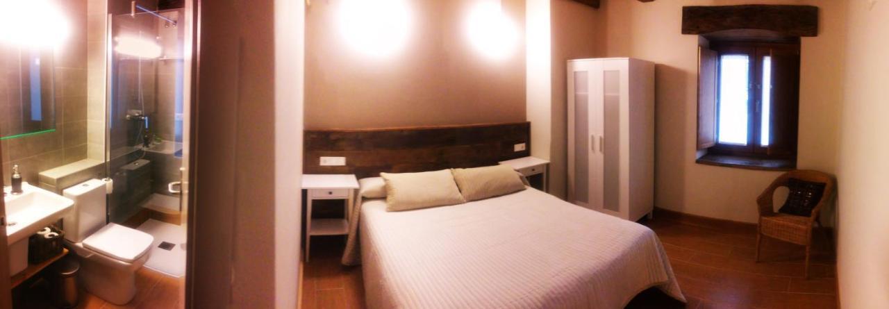 Hostal-Cicloturismo Lopenea Лейца Екстериор снимка